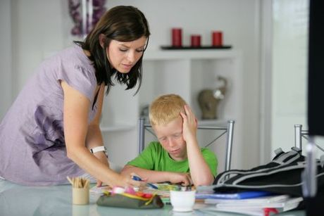 ergonomia pisania, pisanie, skolak, ulohy